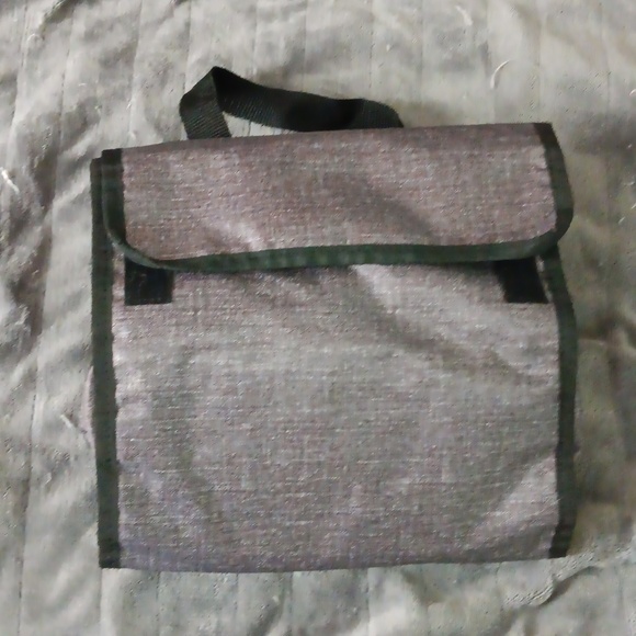 Cosmetic bag - Picture 1 of 3